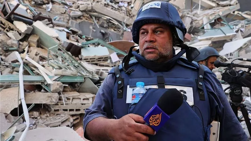 نقابة الصحفيين تكرم الدحدوح بجائزة حرية الصحافة