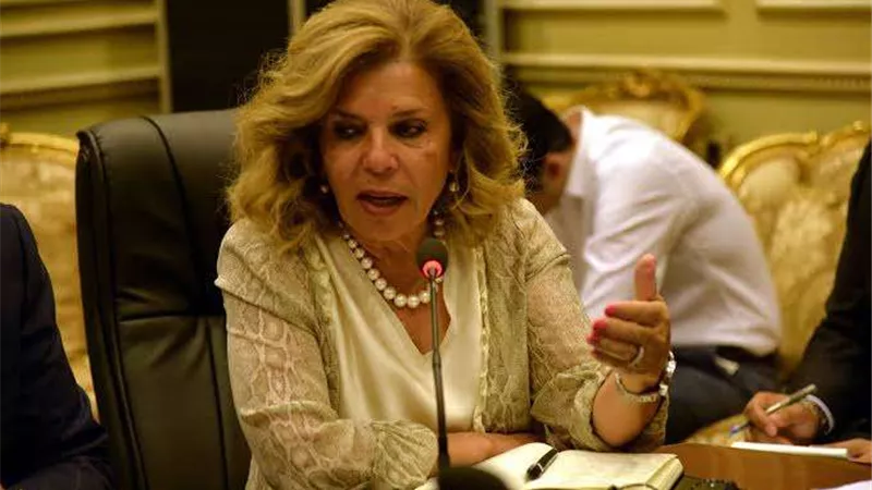 الليلة.. السفيرة مشيرة خطاب تدلي بشهادتها عن ثورة 30 يونيو مع 