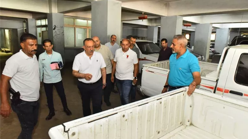 محافظ أسيوط يتفقد سيارات الديوان العام  تمهيداً لتنفيذ خطة التطوير والإصلاح