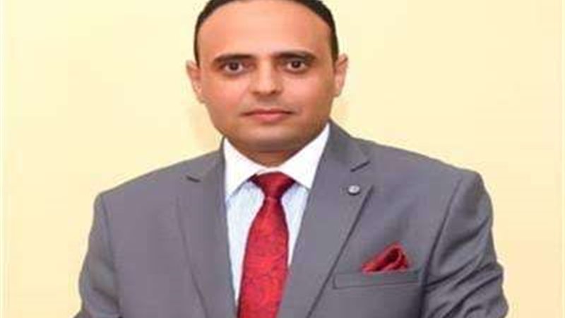 الدكتور السيد خضر،