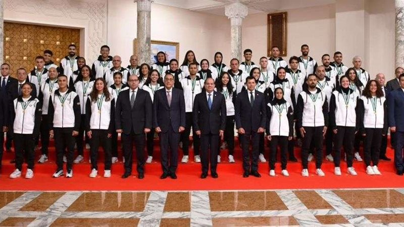 صورة تذكارية تجمع