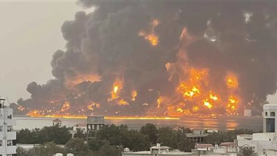السعودية: نتابع آخر التطورات العسكرية في اليمن بعد الهجوم على ميناء الحديدة