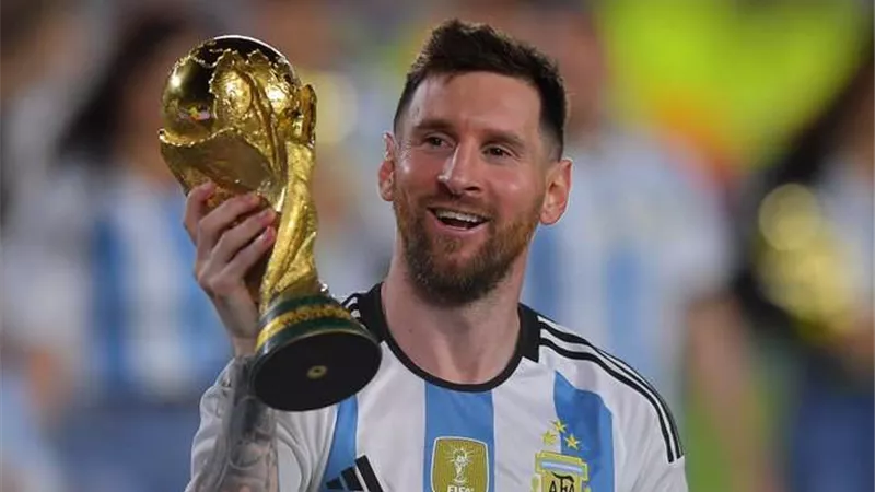 الأرجنتين: نطالب ميسي بالاعتذار عن الهتافات العنصرية خلال احتفالات كوبا أميركا