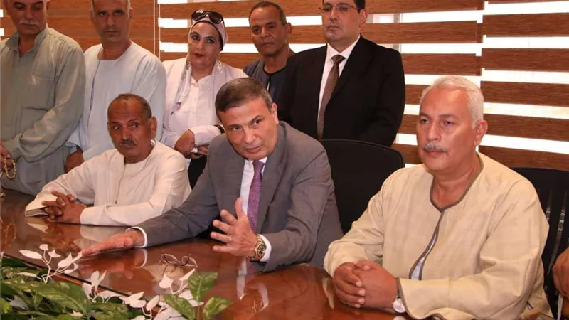 بأهمية تدوير قش الأرز.. جهود الزراعة في رفع وعي المزارعين