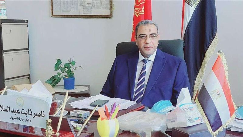  ناصر ثابت، مدير