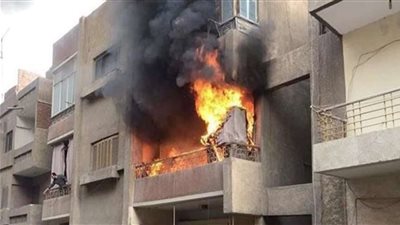 تفحمت محتوياتها بالكامل.. اندلاع حريق بشقة سكنية في المعصرة