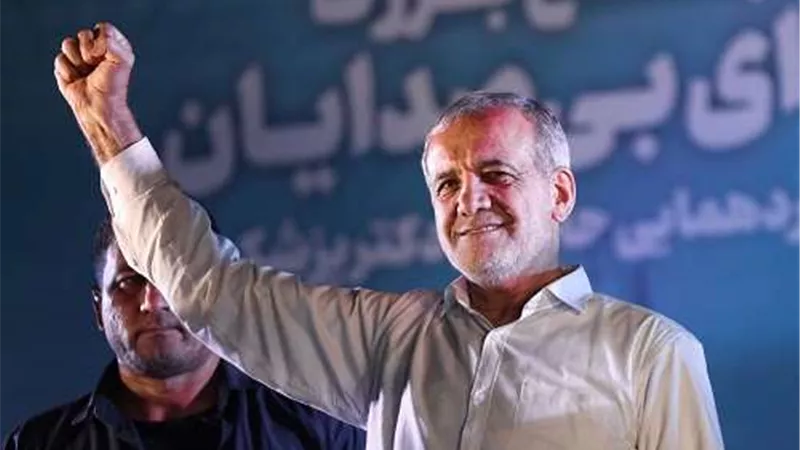 الرئيس الإيراني: طهران ستجعل الاحتلال الإسرائيلي يندم على اغتيال هنية