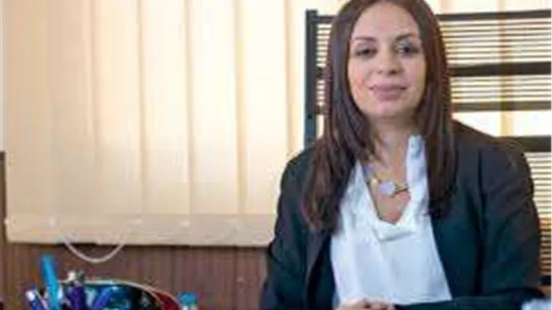 مايا مرسي تتفقد أعمال تشييد معرض تنمية الأسرة المصرية بمهرجان العلمين الجديدة
