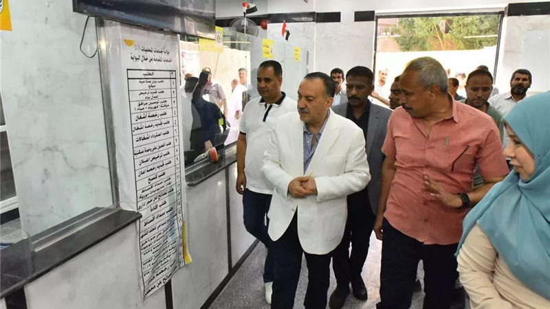 محافظ أسيوط يفتتح المركز التكنولوجي لخدمة المواطنين 