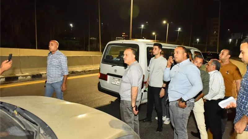 اللواء هشام أبو النصر يتفقد مدخل أسيوط الجنوبي ويشدد على تطوير كفاءة الإنارة بميدان 