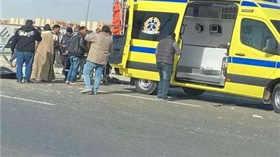 مصرع شاب وإصابة 5 آخرين في حادث انقلاب سيارة أجرة على طريق بورسعيد-دمياط