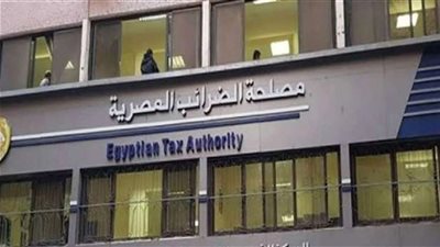 منح شهادة إقامة مجانية لأساتذة الجامعات والمدرسين بالخارج.. تفاصيل