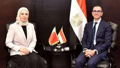وزير الاستثمار يبحث مع  سفيرة البحرين دعم العلاقات الاقتصادية المشتركة بين البلدين