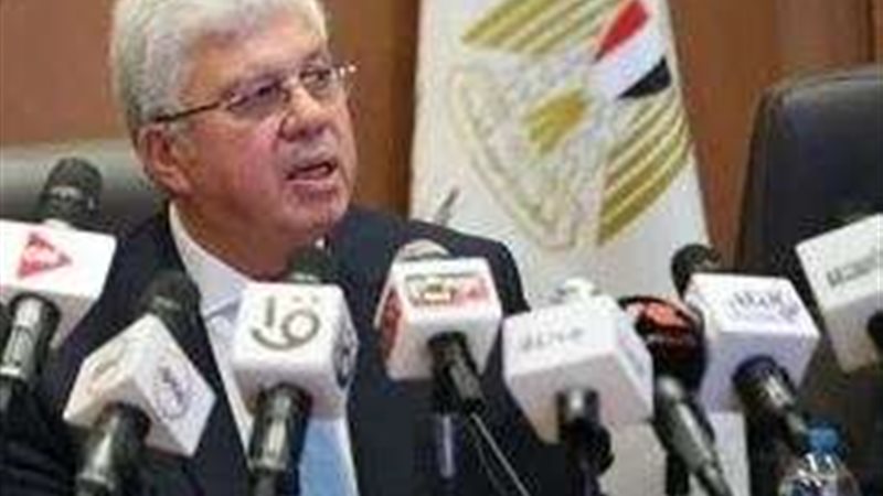 الدكتور أيمن عاشور،