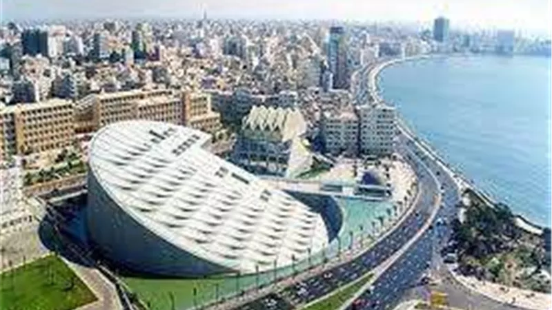 مناقشة كتاب عقول وقلوب وجهًا لوجه مع أهل نوبل بمكتبة الإسكندرية