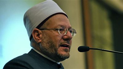 السيسي يكرم الدكتور شوقي علام لدَوره البارز في خدمة الدين والوطن