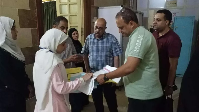 وكيل وزارة الصحة بأسيوط يقوم بزيارة مفاجئة لمستشفى 