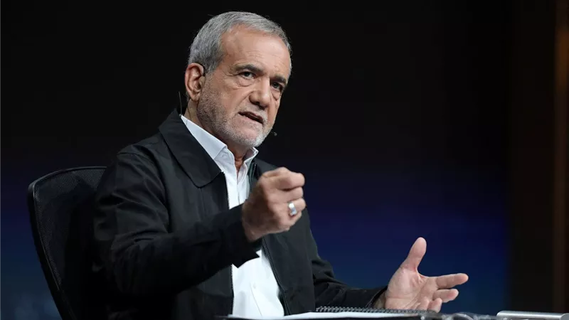الرئيس الإيراني: إسرائيل حاولت جر طهران في حرب إقليمية ولن نترك برنامجنا النووي