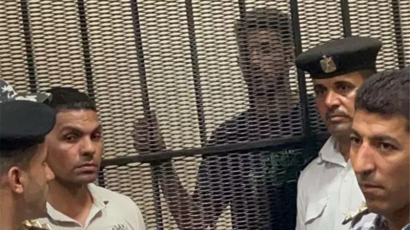 إخلاء سبيل وكفالة 50 ألف جنيه.. تأجيل محاكمة لاعب الزمالك أحمد فتوح في القتل الخطأ إلى 22 أكتوبر