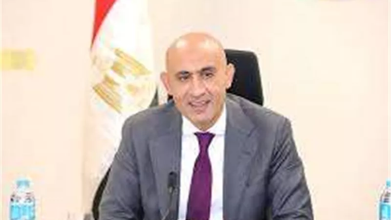 وزير التعليم يزور مدارس سوهاج في أول يوم دراسي ويشدد على تعزيز الهوية الوطنية في المدارس الدولية