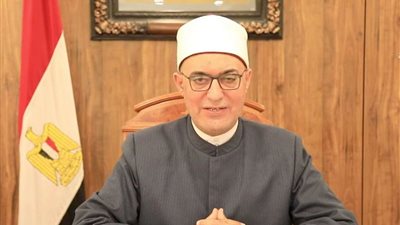 نظير عياد يعقد اجتماعًا تحضيريًّا لمشاركة 