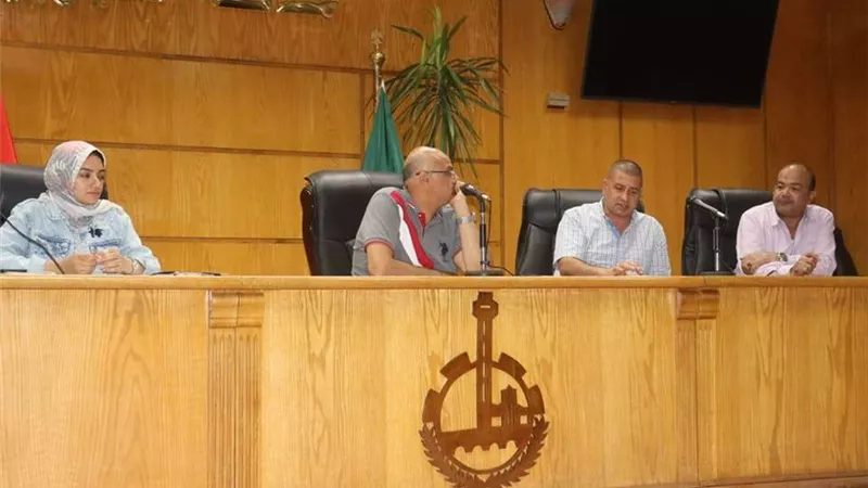 محافظ القليوبيه يوجّه بتسهيل الاجراءات على المواطنين في ملف التصالح