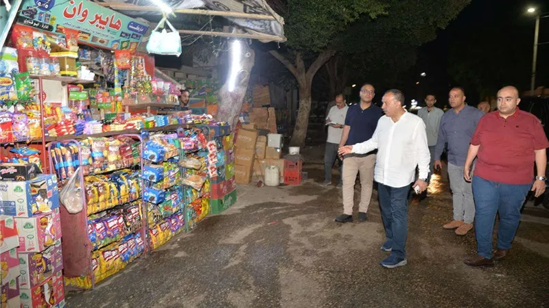 محافظ أسيوط يوجه خلال جولة ميدانية بإزالة الإشغالات بميدان أسماء الله الحسنى