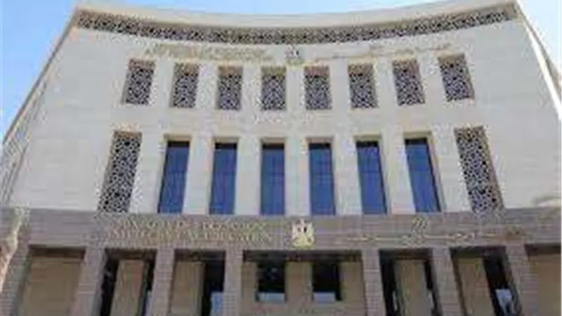 التعليم تشدد على استخدام الوسائل المدرسية لعرض الأداءات الصفية والواجبات بدلاً من الطباعة