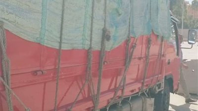 ضبط سيارة نقل محملة بـ 9 طن زيت طعام مجهول المصدر خلال حملة تموينية بساحل سليم