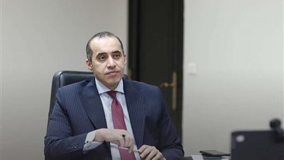 المستشار محمود فوزي: نحرص على سرعة إصدار قانون مزاولة الصيدلة لصالح الطلاب