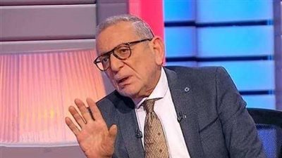 لم نتقاضى أي رواتب.. عادل القيعي يعلن رحيله عن النادي الأهلي