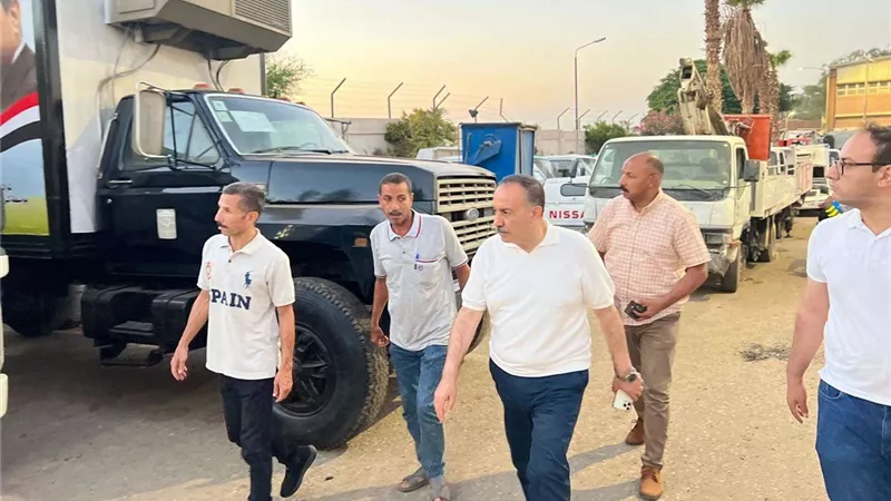 محافظ أسيوط يتفقد مركز صيانة السيارت لدفع الجهود للانتهاء من صيانة المركبات ودخولها الخدمة