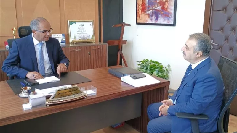 نائب وزير الإسكان يتابع موقف تقديم خدمات مياه الشرب والصرف الصحي بدمياط
