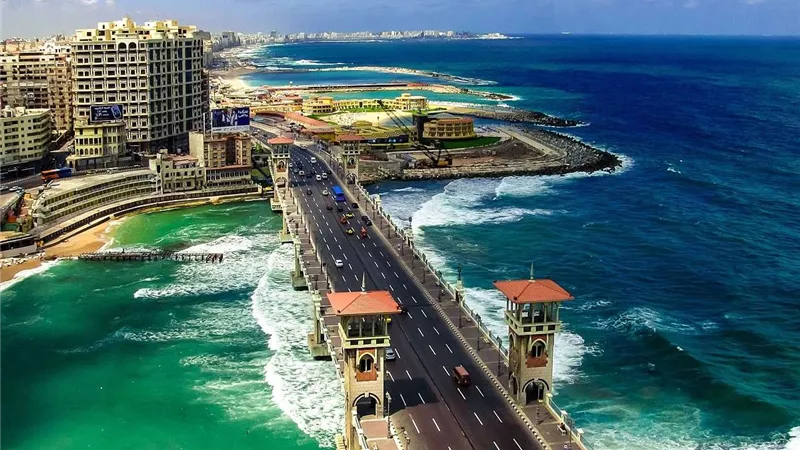 الإسكندرية تحتفي بالعالم.. يوم «المدن العالمي» يضيء سماء عروس البحر الأبيض المتوسط
