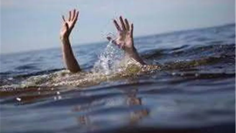انتشال جثة طفل غريق من ترعة النوبارية بالبحيرة