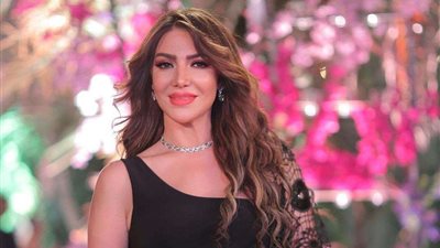 لقاء سويدان: بخاف على بنتي من الحسد