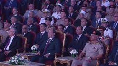 الرئيس السيسي يشاهد فيلما وثائقيا بعنوان 