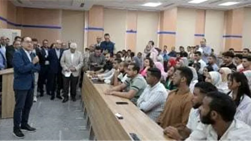 مدبولي لطلاب جامعة طيبة التكنولوجية: اهتمام كبير من القيادة السياسية بالتوسع فى الكليات التكنولوجية