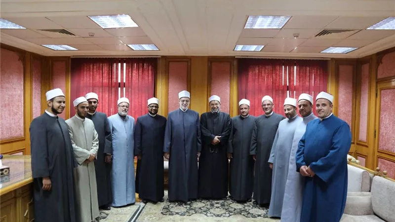 “البحوث الإسلامية” يوجّه قافلة توعوية لمحافظتي شمال سيناء والجيزة