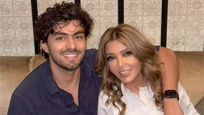 بإطلالة وتعليق.. سميرة سعيد تلفت الأنظار