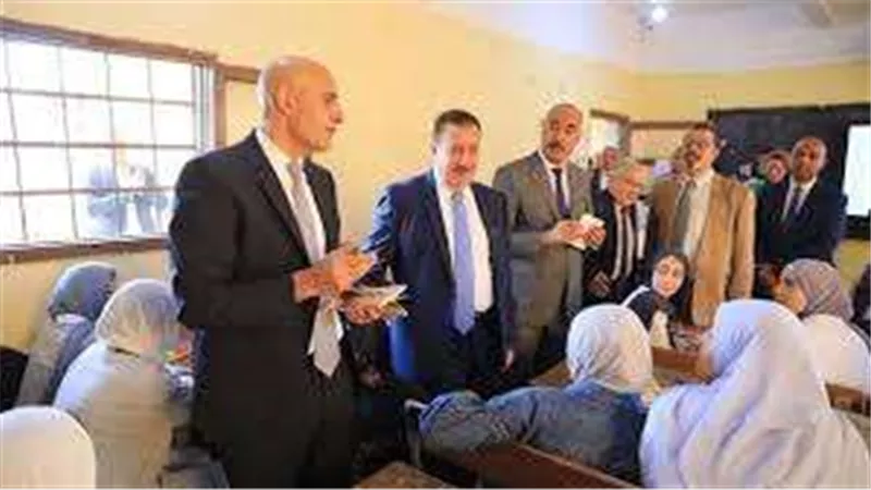 جولة وزير التعليم المفاجئة لمدراس الجيزة