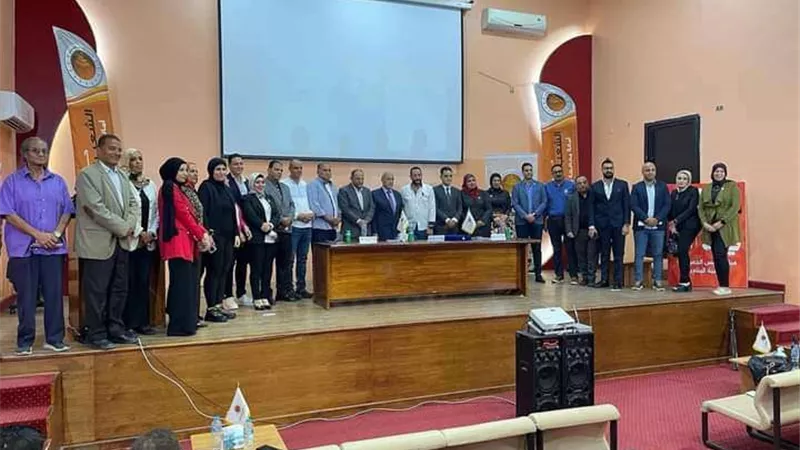 دور جهاز حماية المستهلك في ضبط الأسعار ..ندوة لحزب الشعب الجمهوري في 4 محافظات