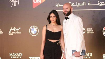 يارا قاسم تتألق بفستان من توقيع أيمن لحموني في مهرجان الجونة