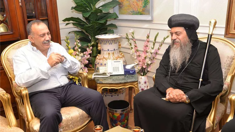 محافظ أسيوط يلتقي أسقف منفلوط للأقباط الأرثوذوكس بمشاركة طلاب ومعلمي مدارس سانت ماري الخاصة
