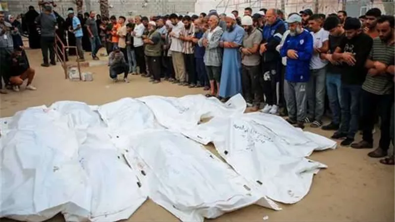 40 شهيدًا وعشرات الجرحى في غارات إسرائيلية على بيت لاهيا بقطاع غزة