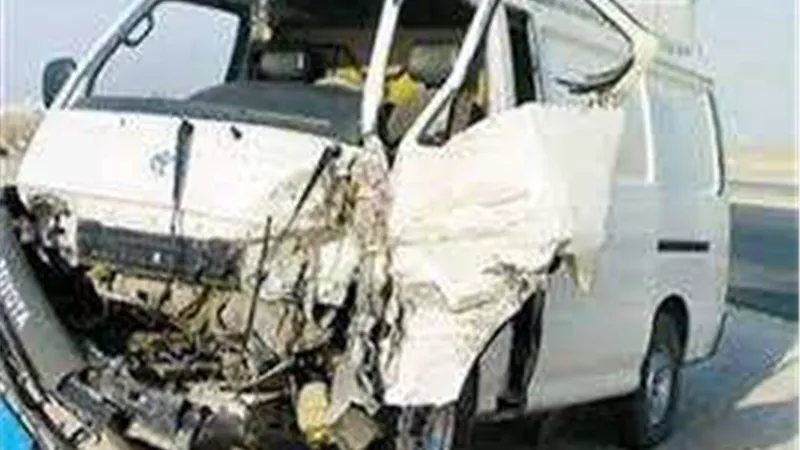 إصابة 39 شخصا في حادث تصادم أتوبيس بعمود إنارة بالإسكندرية
