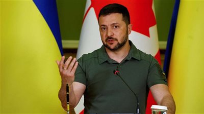 الرئيس الأوكراني : روسيا هاجمتنا باستخدام 900 قنبلة و 30 صاروخًا، و500 طائرة خلال أسبوع