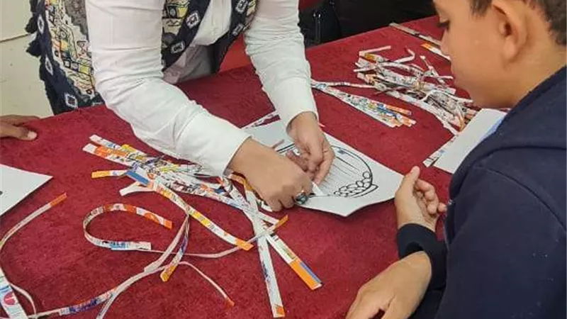 جامعة أسيوط تُنظم ورش فنية لطلاب المدارس من ذوي الإعاقة البصرية والسمعية لاكتشاف المواهب