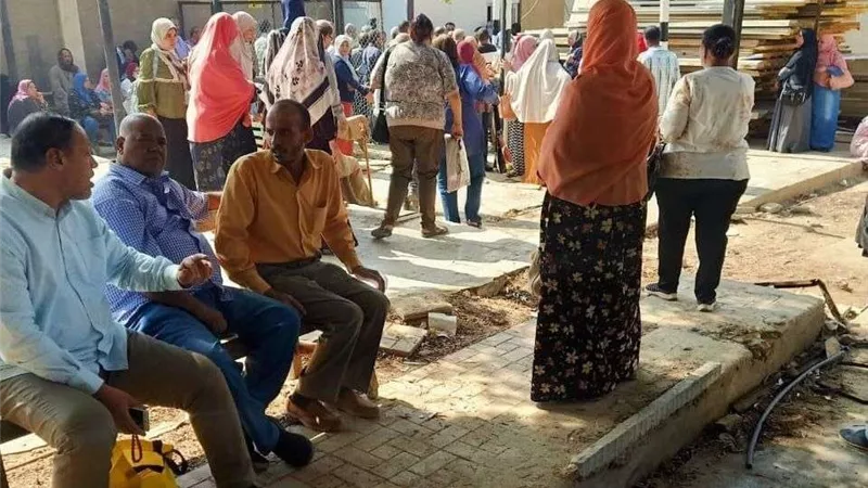 استياء ومعاناة معلمي أسيوط من الزحام وارتفاع أسعار تحاليل المخدرات كشرط للترقية