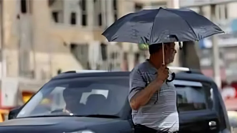 الأرصاد تُحذّر من طقس الجمعة ..أمطار خفيفة على السواحل